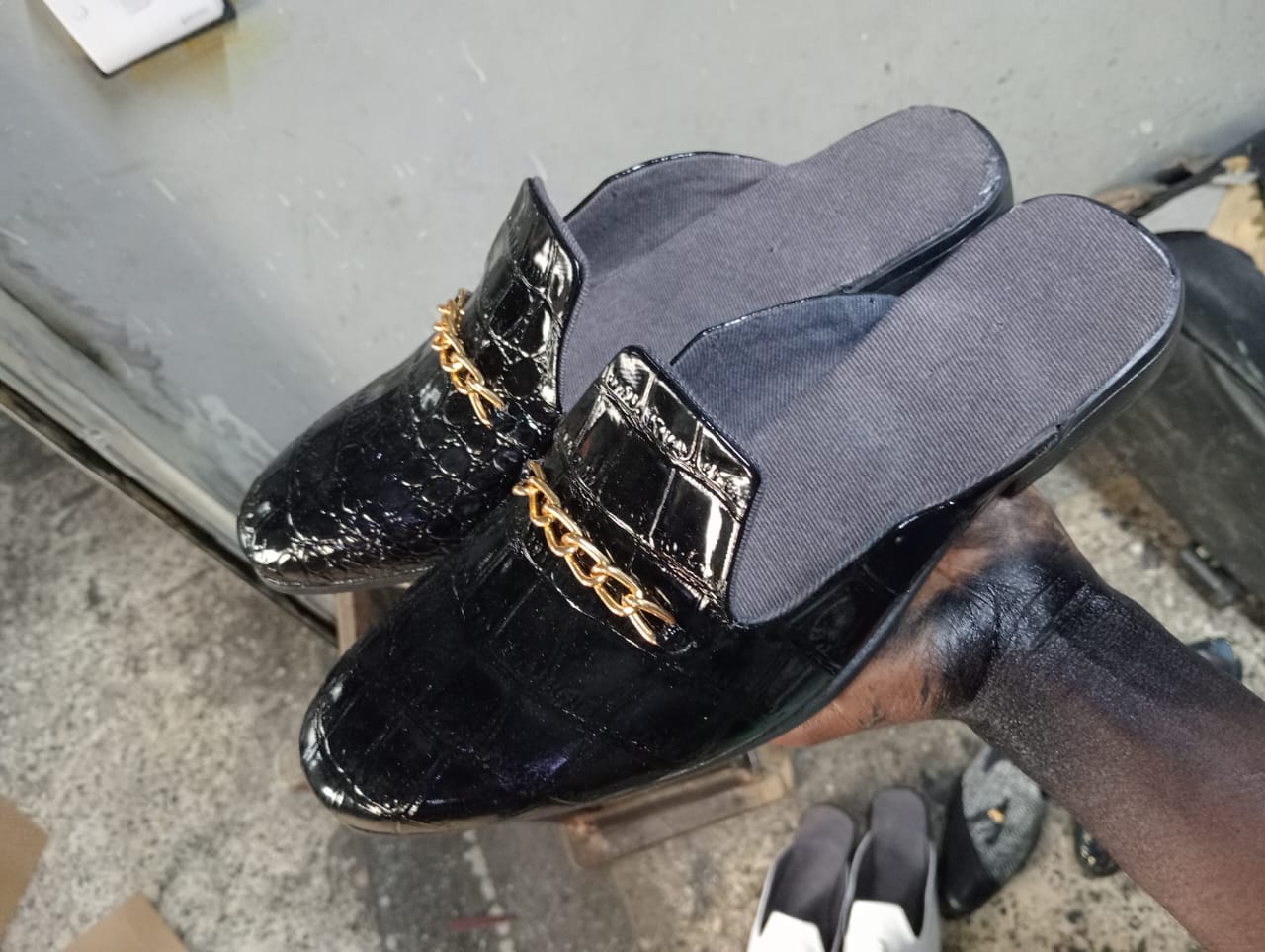 comfy men`s official oxford shoes - as pictured