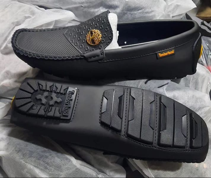 high quality imported comfortable official men`s loafers shoes