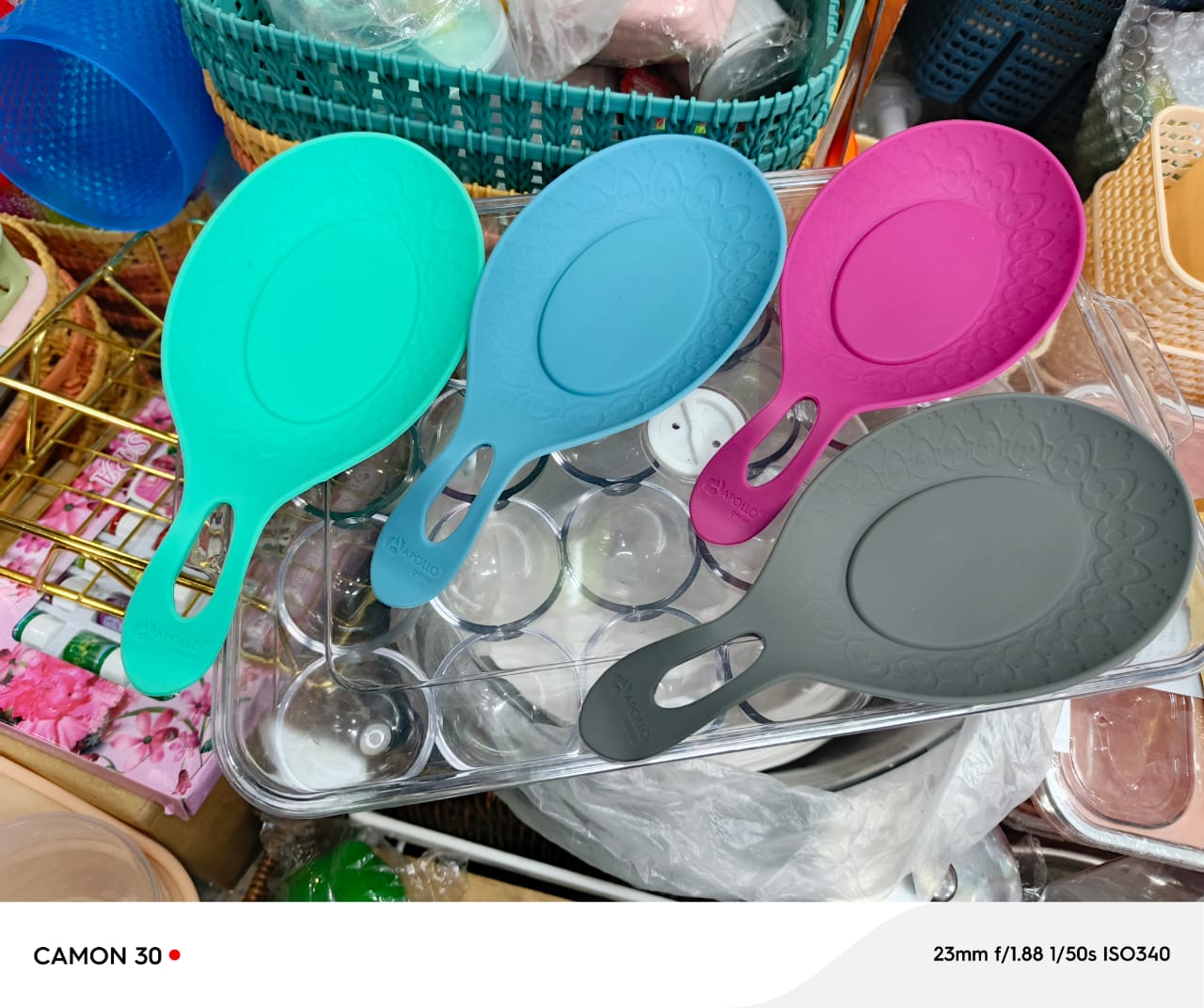 4Pcs Classy Best Price Kitchen Silicon spoon rest