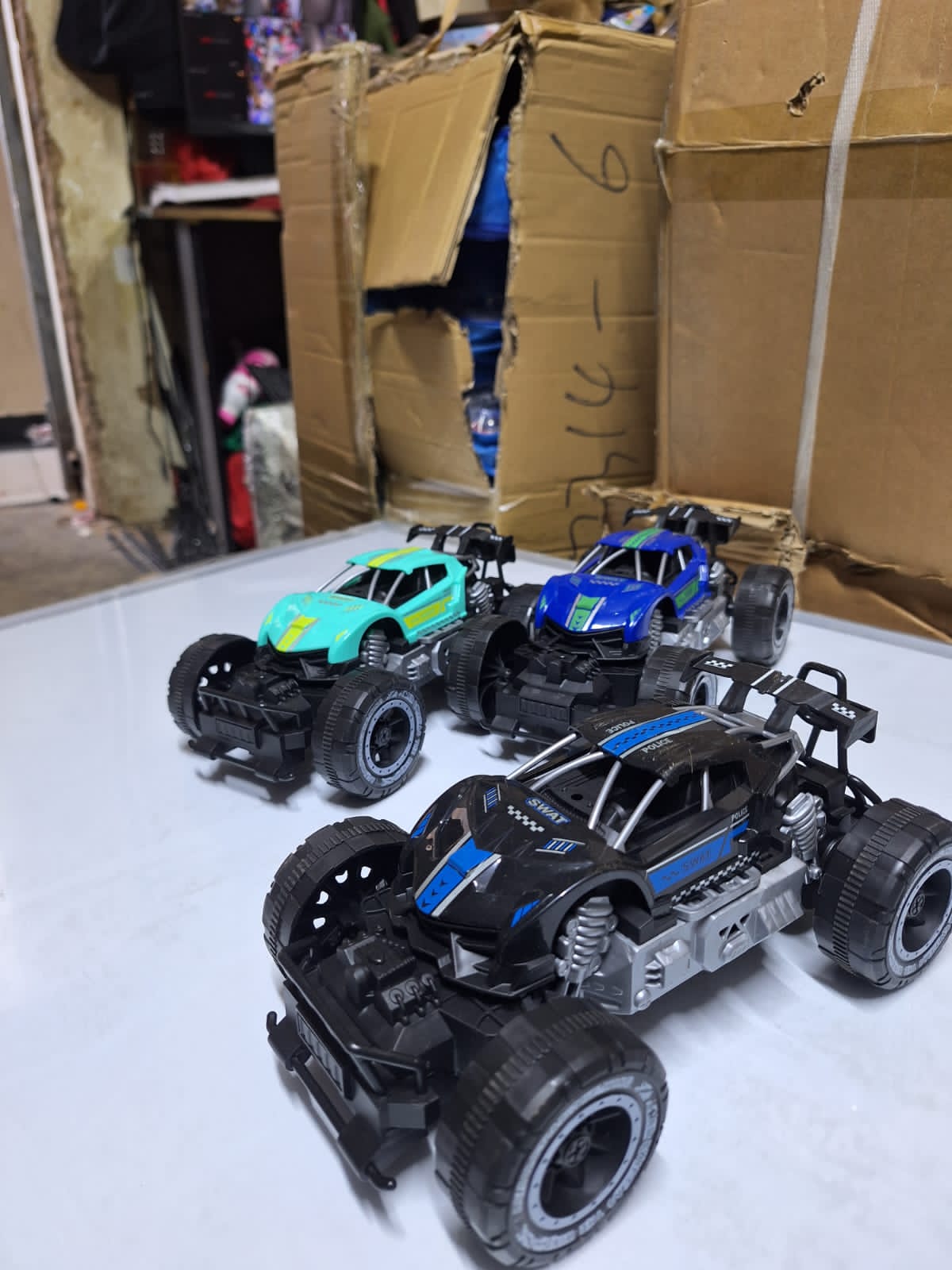 [🤑🎁 BONUS OFFER 🎁   ]  1Pc Brand New Very Quality Durable & Stylish Monster Truck For Kids  At Affordable Price