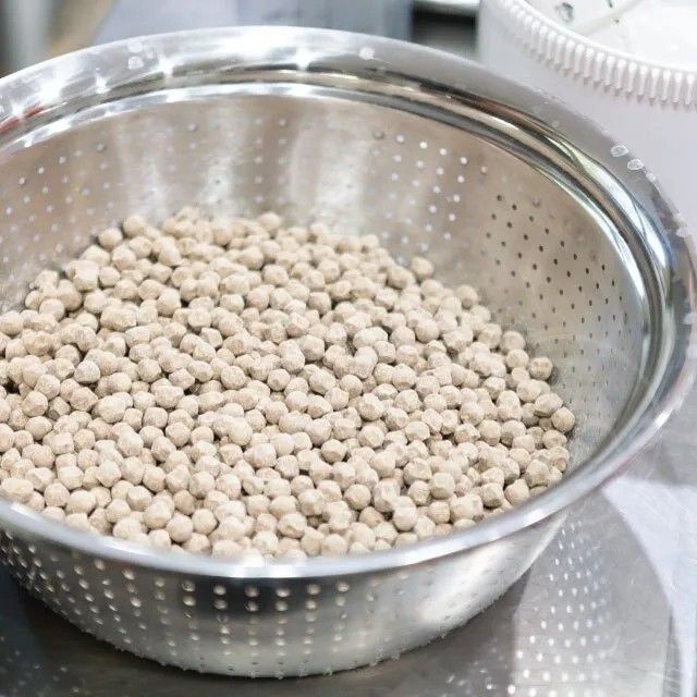 Stainless Steel Vegetable Washing Sieve Basin – 32cm Small Hole Wash Tray for Quick Draining, Multipurpose Kitchen Basket for Washing Rice, Vegetables, and Fruits