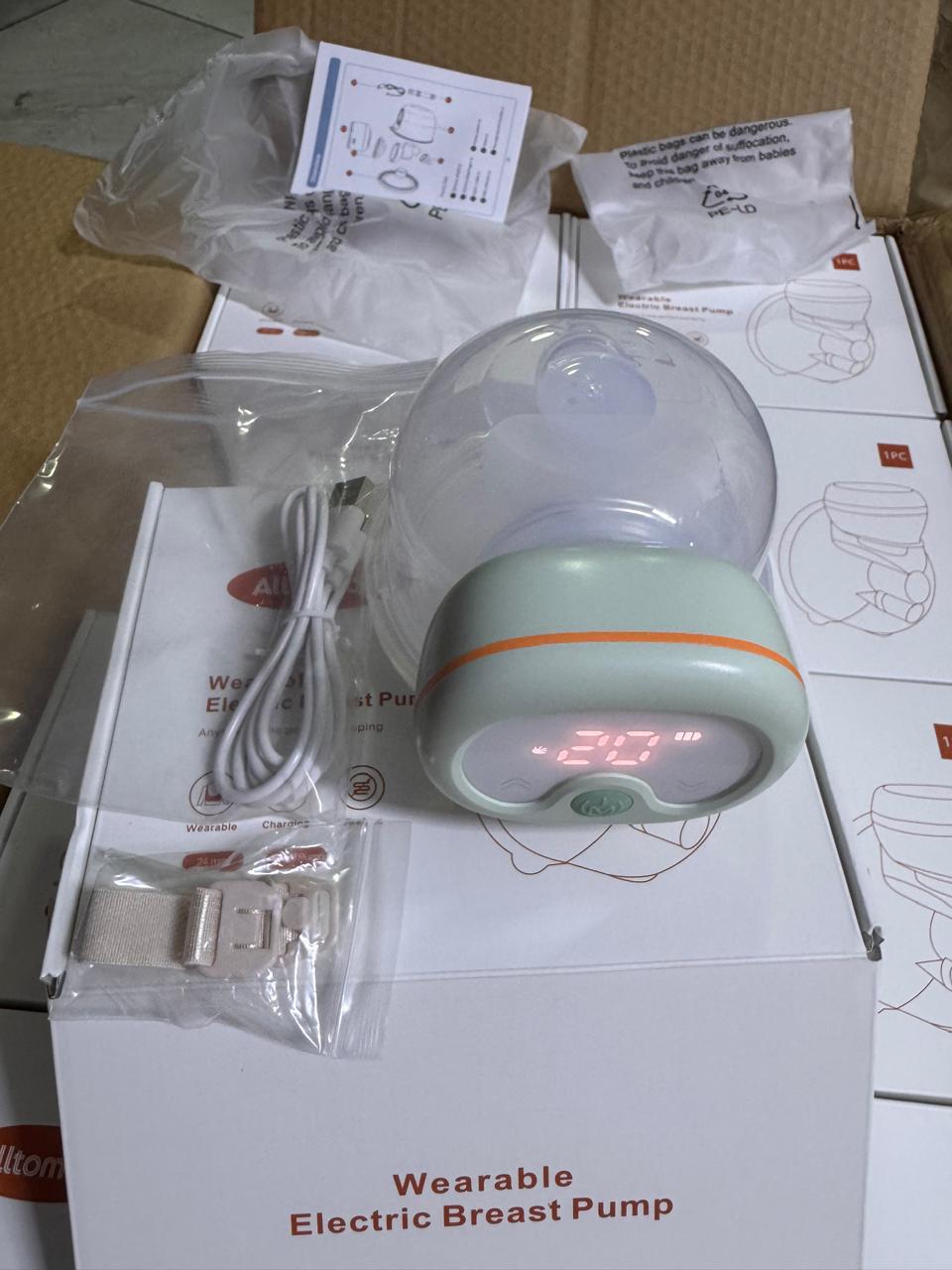 Wearable & Rechargeable Electric Breast Pump, Wireless Hands-Free Portable Milk Extractor, BPA-Free Comfortable Breastfeeding Pump with Strong Suction Power & Quiet Operation