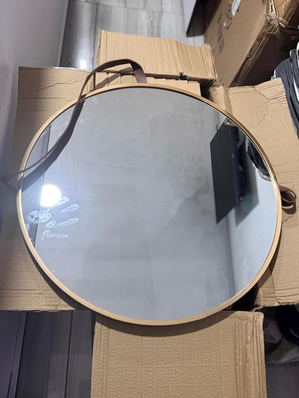 Nordic Wall Hanging Decorative Mirror | Creative Round Vanity & Bathroom Mirror with Leather Strap | Stylish Black or Gold Large 60cm Mirror for Living Room, Bedroom & Bathroom Décor