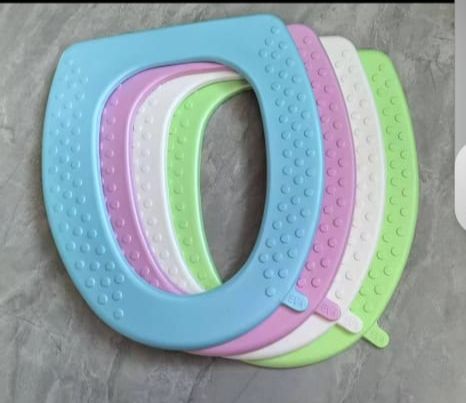 Soft Toilet Seat – Comfortable and Hygienic Seat Cover for Enhanced Bathroom Comfort and Easy Cleaning Home Upgrade Installation