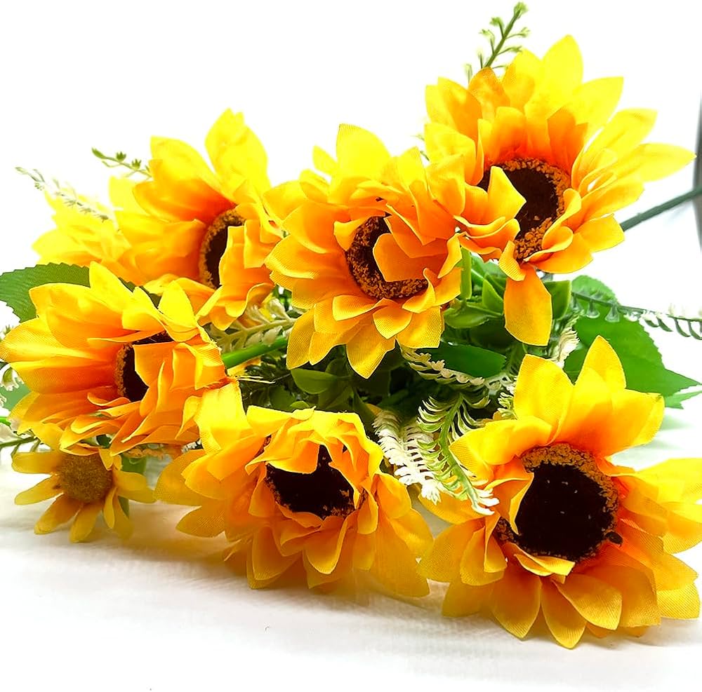 1PC MINI ARTIFICIAL BABY SUNFLOWER 🌞 ADDS BRIGHT, CHEERFUL CHARM TO ANY SPACE. PERFECT FOR HOME, OFFICE, OR GIFTING. NO VASE NEEDED—EASY TO DISPLAY AND MAINTENANCE-FREE FOR LASTING BEAUTY!