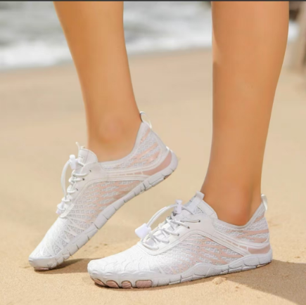 1Pair Swim Beach Aqua Shoes Quick Dry Wading Sneaker Breathable Trekking Wading Shoes Wear-resistant Outdoor Supplies for Lake Hiking