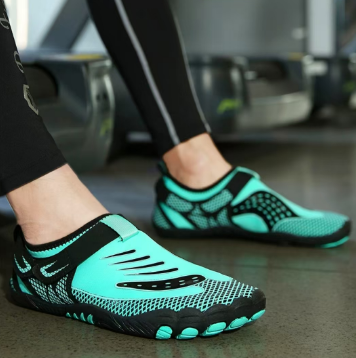 1Pair Water Men Beach Shoes Mens Upstream Aqua Shoes Man Quick Dry River Sea Slippers Diving Swimming