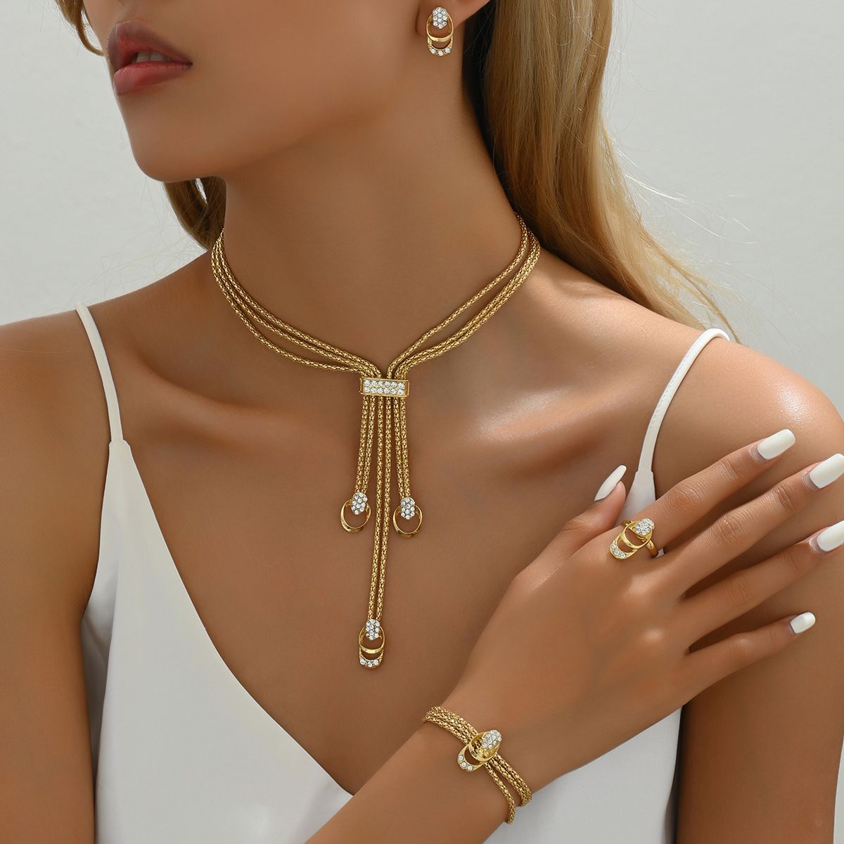 5pcs/set new necklace earrings bracelet set with diamond inlaid collarbone chain, versatile index finger ring