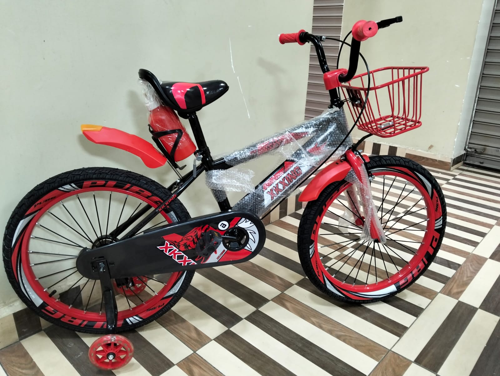 SIZE 20 BICYCLE. Mountain Bikes Size 20 Suitable For 7-13 years