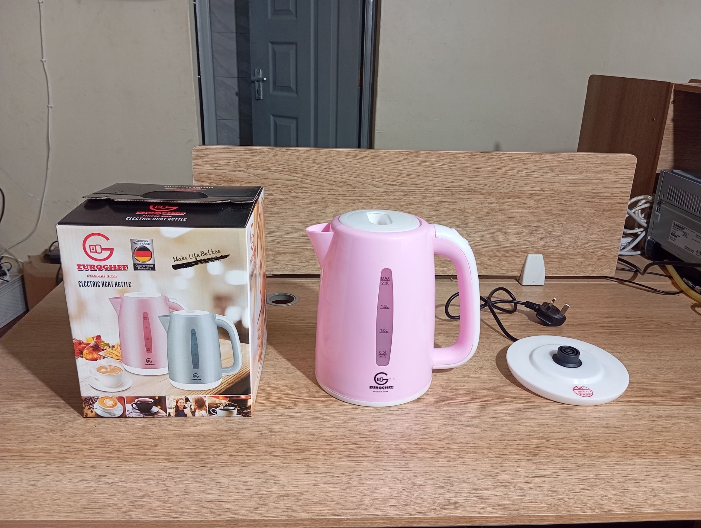 EUROCHEF EC-K06 2.3L Plastic Electric Cordless Kettle Electric Jug for boiling water Kitchen Appliance(1 YR WARRANTY) -PINK BLUE WHITE