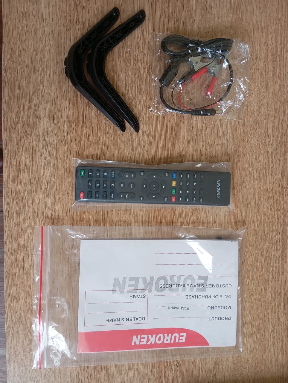 【Exclusive Offer】 EUROKEN  EK-26LC24T2 24" INCH FULL SCREEN DISPLAY TELEVISION AC/DC DIGITAL LED TV WITH INBUILT DECODER FOR LOCAL CHANNELS WIDE COLOR ENHANCER, USB HDMI PORTS