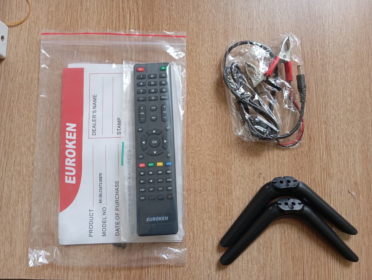 【Exclusive Offer】 EUROKEN  EK-26LC24T2 24" INCH FULL SCREEN DISPLAY TELEVISION AC/DC DIGITAL LED TV WITH INBUILT DECODER FOR LOCAL CHANNELS WIDE COLOR ENHANCER, USB HDMI PORTS