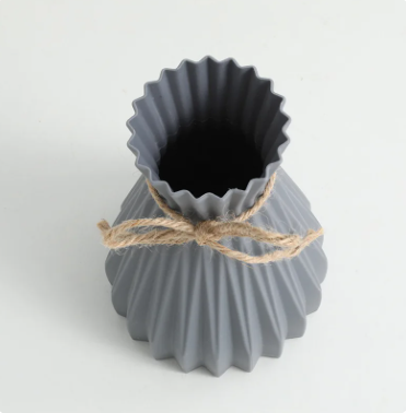 NORDIC FOLDING LINES MODERN HOME DECOR UNBREAKABLE PLASTIC FLOWER VASE/ CENTER PIECE/OFFICE DECOR/COFFEE TABLE DECOR/CONSOLE TABLE DECOR