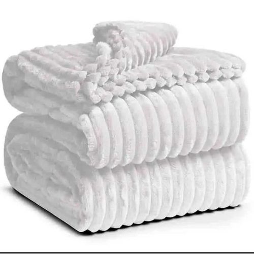 CLEARANCE OFFER Classy velvet fleece blanket -