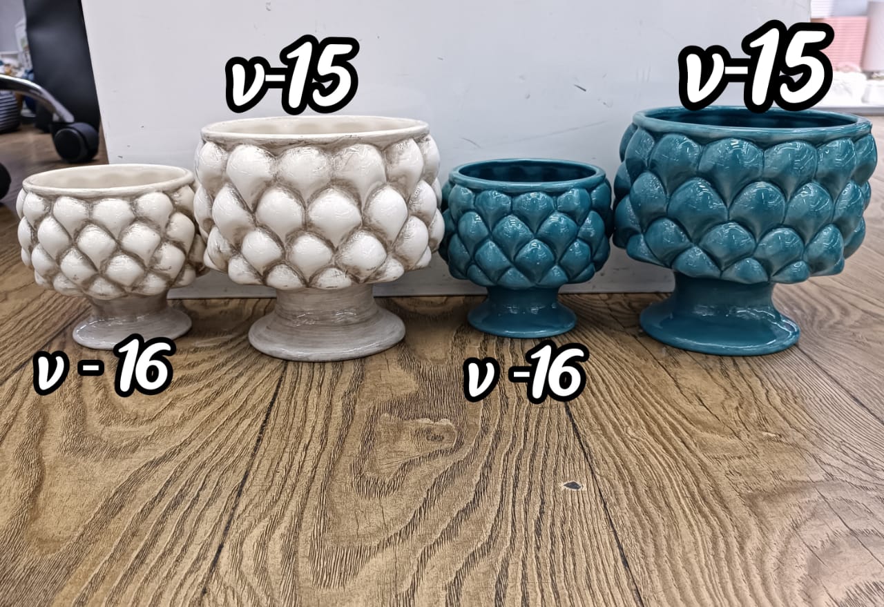[ KILIMALL SPECIAL OFFERS 🤩🤩✨ !!! ] (EXPERIENCE LUXURY FOR LESS✨) Single V15  Brand New Affordable Stylish and Luxurious Indoor and Outdoor Use 🔥🔥hot flower vase