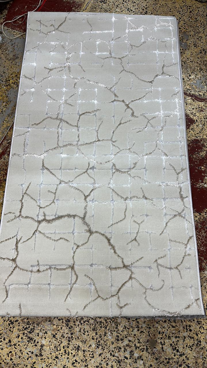 [ THE PERFECT CHOICE 🤩🤩✨ !!! ] Single Size 7X10 Brand New Very High Quality Stylish and Luxurious Home and KItchen ❇️ Classy Normal carpets .Designed With Durability and Functionality