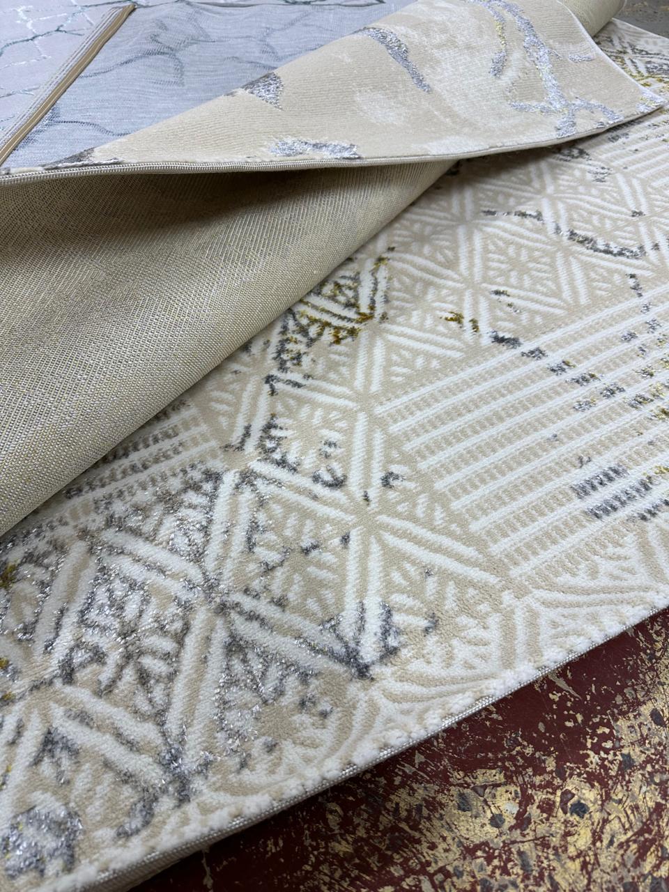 [ THE PERFECT CHOICE 🤩🤩✨ !!! ] Single Size 7X10 Brand New Very High Quality Stylish and Luxurious Home and KItchen ❇️ Classy Normal carpets .Designed With Durability and Functionality