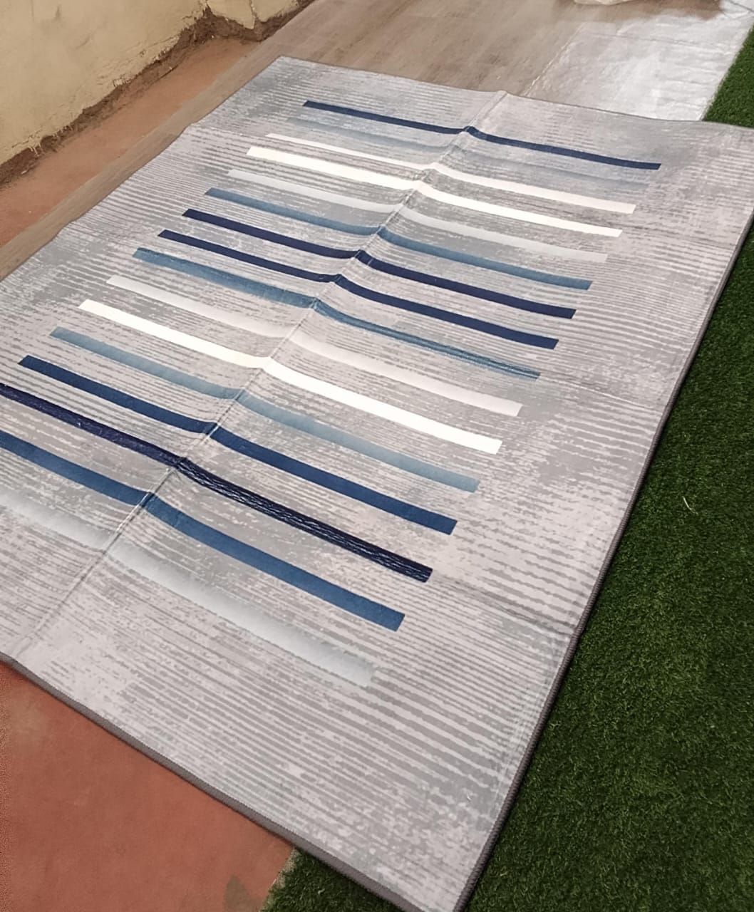 [🔥KILIMALL AMAZING OFFERS🤩🤩✨...DON'T MISS OUT !!! ] 1 Pc Size 7X10 ft Classy Brand New Very High Quality Stylish and Luxurious HD Carpets with Rubber.Desiring To Serve The Best Experience