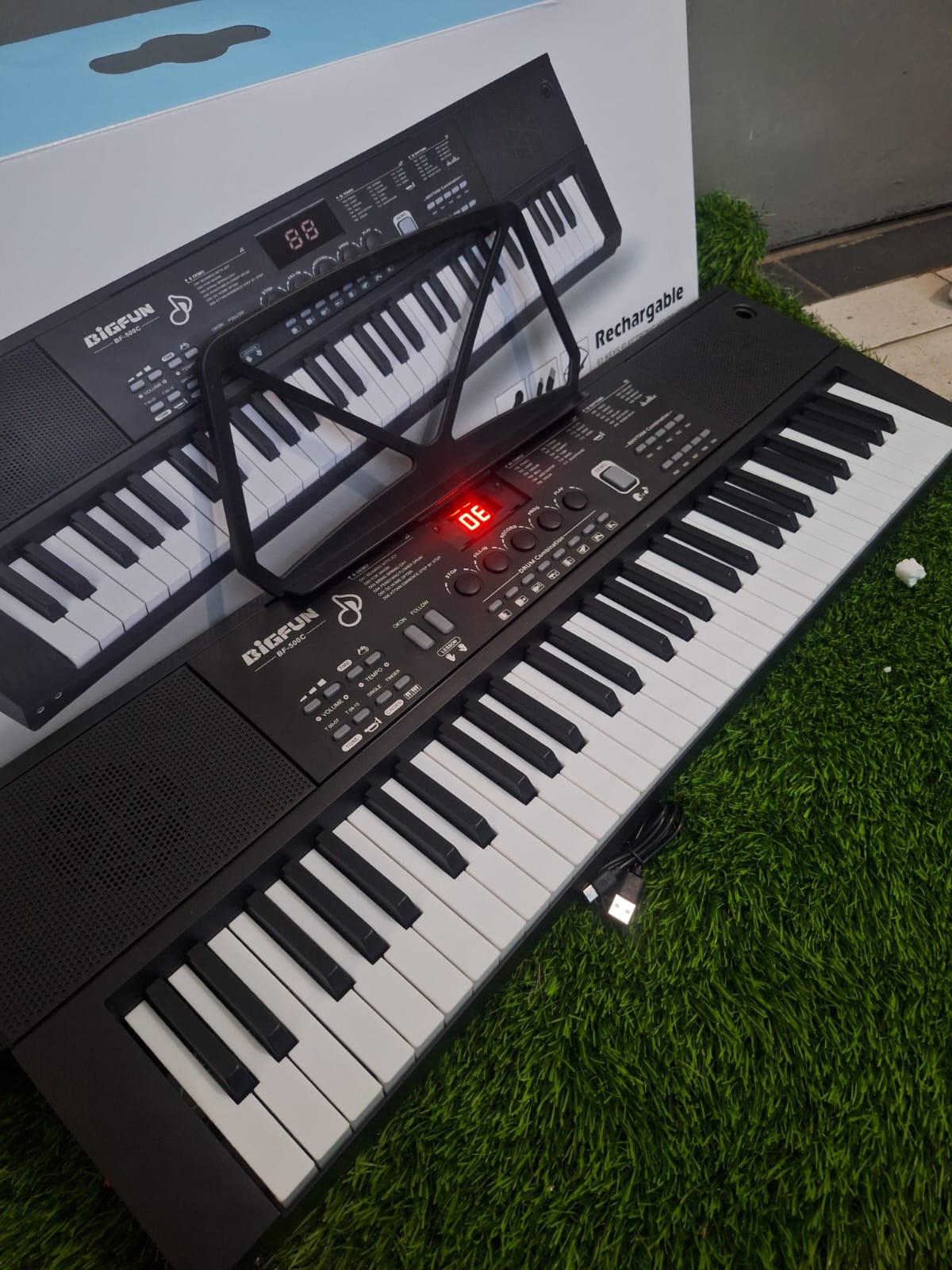 [🔥 LIMITED OFFER JUST FOR YOU🔥 🥑🌽 !!! ]  1 Pc Classy Brand New Very High Quality Stylish and Luxurious Rechargable Electric Piano at Affordable Price .Designed With Durability and Functionality