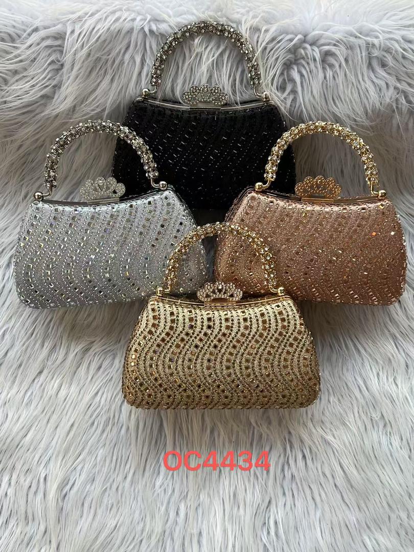 [ TRAVEL IN STYLE 🤩🤩✨ !!! 1 pc Classy Very High Quality Stylish and Luxurious Exclusive Ladies Handbag .Perfect For Keeping All Your Neccesities Well Organised and Safe With The Best Experience✔