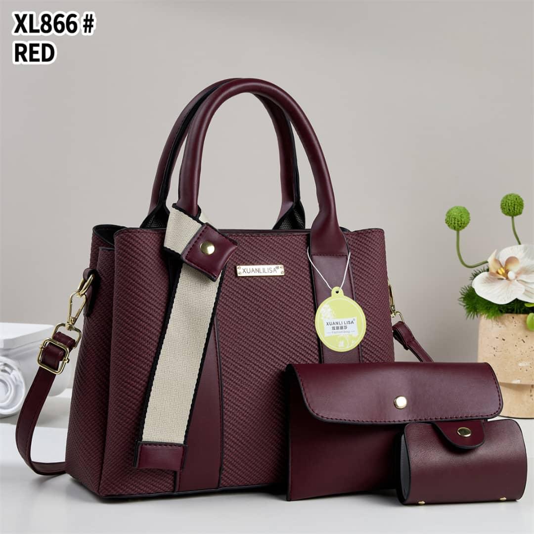 [❤TRAVEL IN STYLE 🤩🤩✨! 3 in 1 pc Classy Affordable Brand New Stylish and Luxurious New arrival Ladies Shoulder Bags.