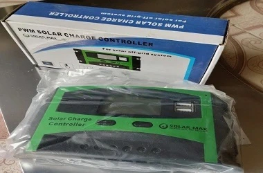 Solarmax 10A Solar Charge Controller – Compact PWM Regulator for 12V/24V Solar Systems