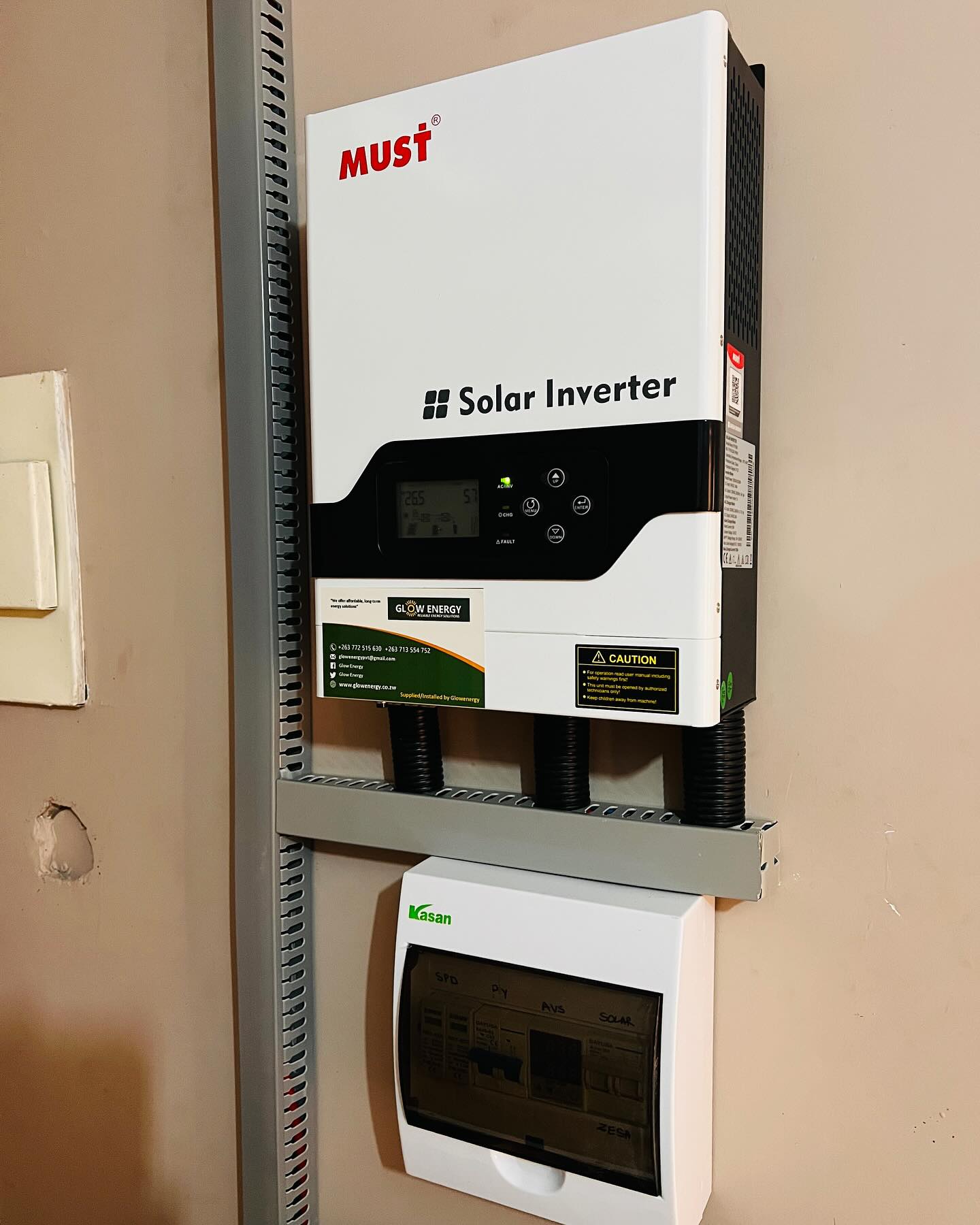 MUST 3kVA Hybrid Inverter 24V 60A – Pure Sine Wave Solar Inverter with MPPT Charger for Reliable Home & Office Power Backup