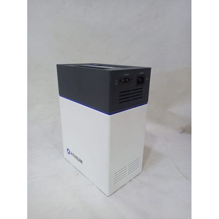 Hithium Hero EE1 Home Power Dock – Reliable Portable Backup Power Station. A compact, portable energy solution with advanced lithium battery technology, ideal for home backup, outdoor use