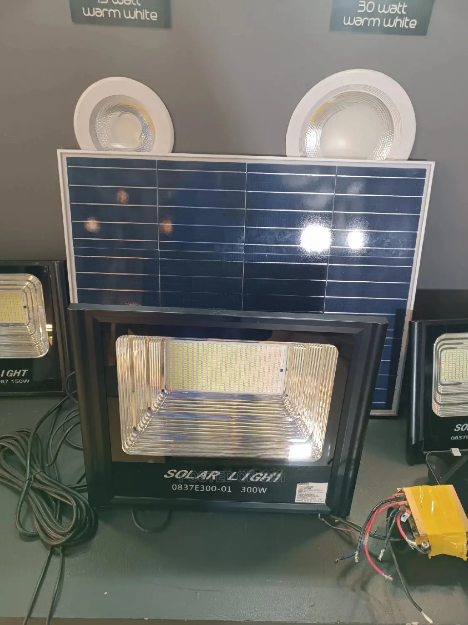 ALLTOP 0837 E300 – 300W Solar Flood Light LED | Automatic Dusk to Dawn Outdoor Security Light - Brighten up your nights with the ALLTOP 0837 E300 300W Solar Flood Light LED.