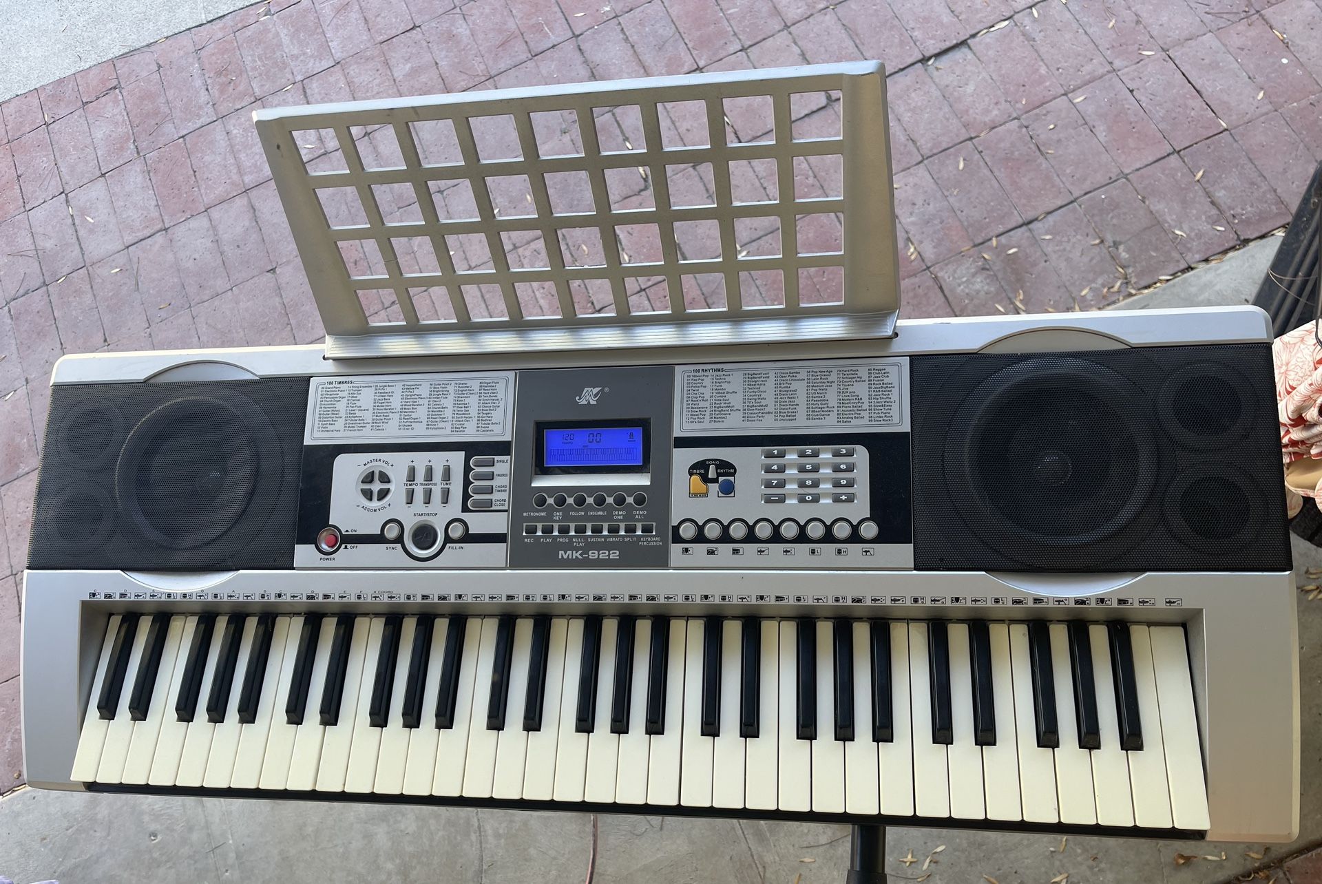 Premium Sound Bundle – 18″ Bass Speaker + UHF Microphone + MK-939 Keyboard - Elevate your music, events, and performances with the Premium Sound Bundle, a powerful all-in-one set designed for musician