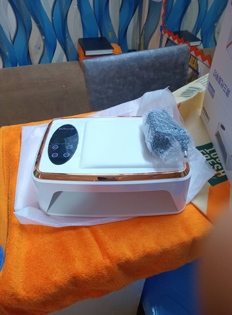 Mate 60 UV/LED Nail Lamp with Hand Pillow – Professional Gel Nail Dryer with Smart Curing. Experience salon-quality nails in the comfort of your home with the Mate 60 UV Nail Lamp.