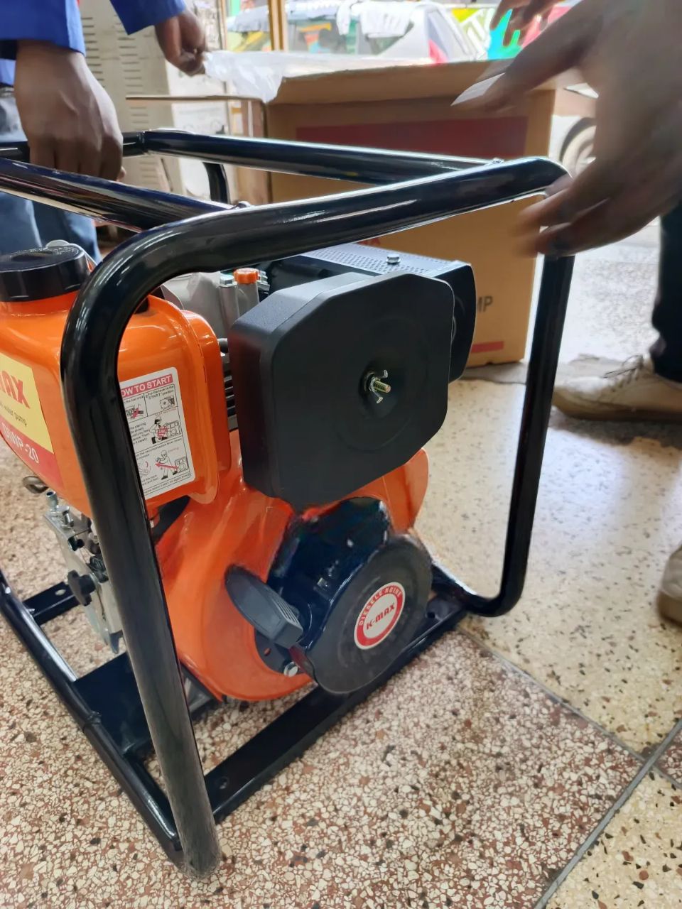KMAX 2″ Diesel Water Pump – 7HP, 30m³/h Flow Rate, 7m Suction & 23m Lift – Heavy Duty Cast Iron Pump. Perfect for farms, irrigation, construction, and flood control. Durable, powerful, and fuel-effici