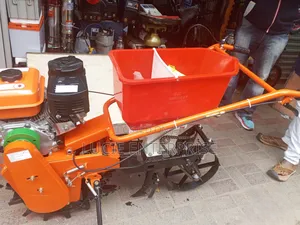 Manual Hand Push Seeder – Precision Seed Planter for Maize, Beans & Vegetables | Durable & Efficient Farming Tool. A durable, lightweight, and efficient seed planting tool designed for maize, beans, g