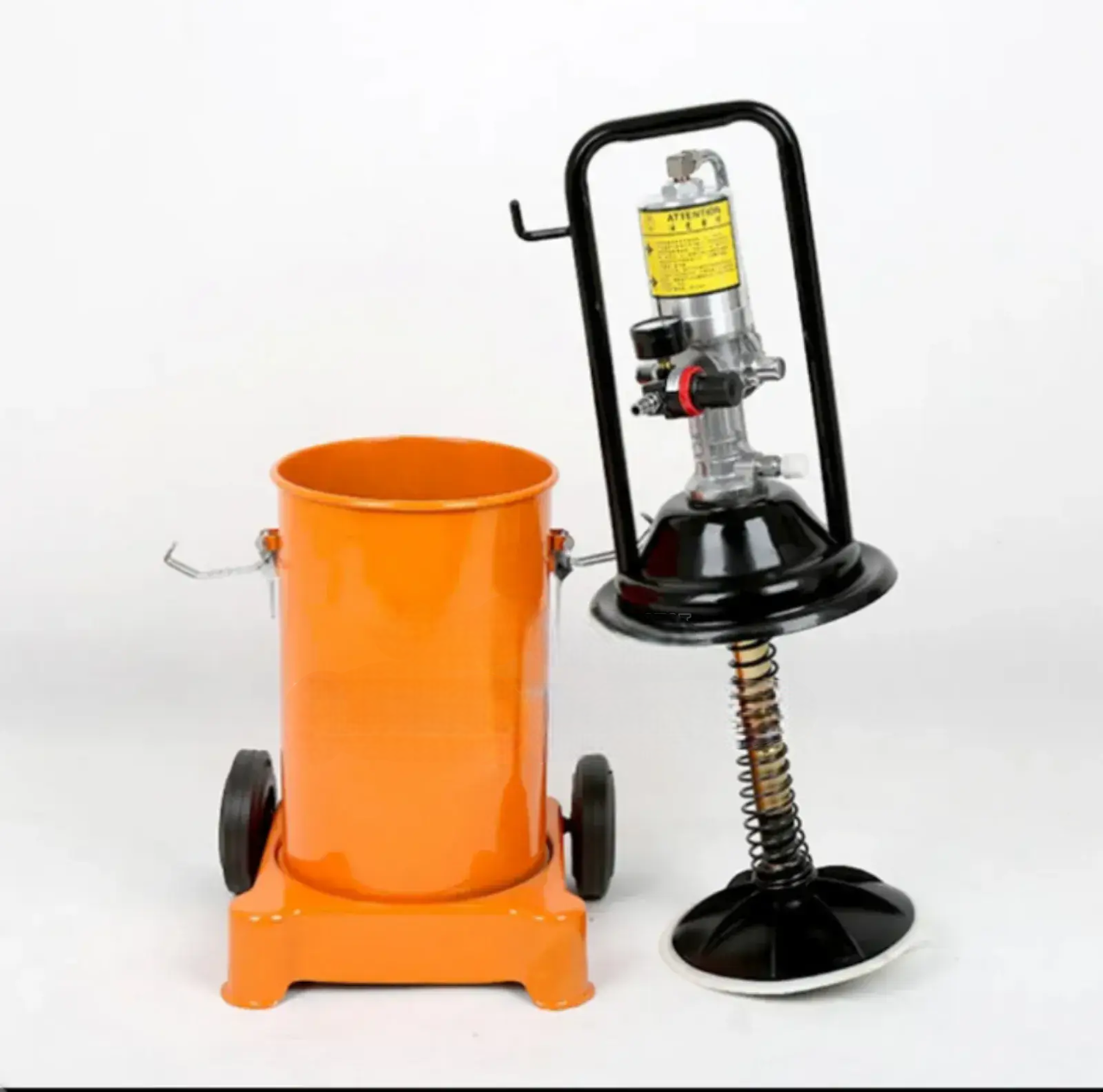 12 L Heavy-Duty Grease Bucket – Industrial & Workshop Grade | Durable Metal Body | Efficient Lubrication Storage & Application.