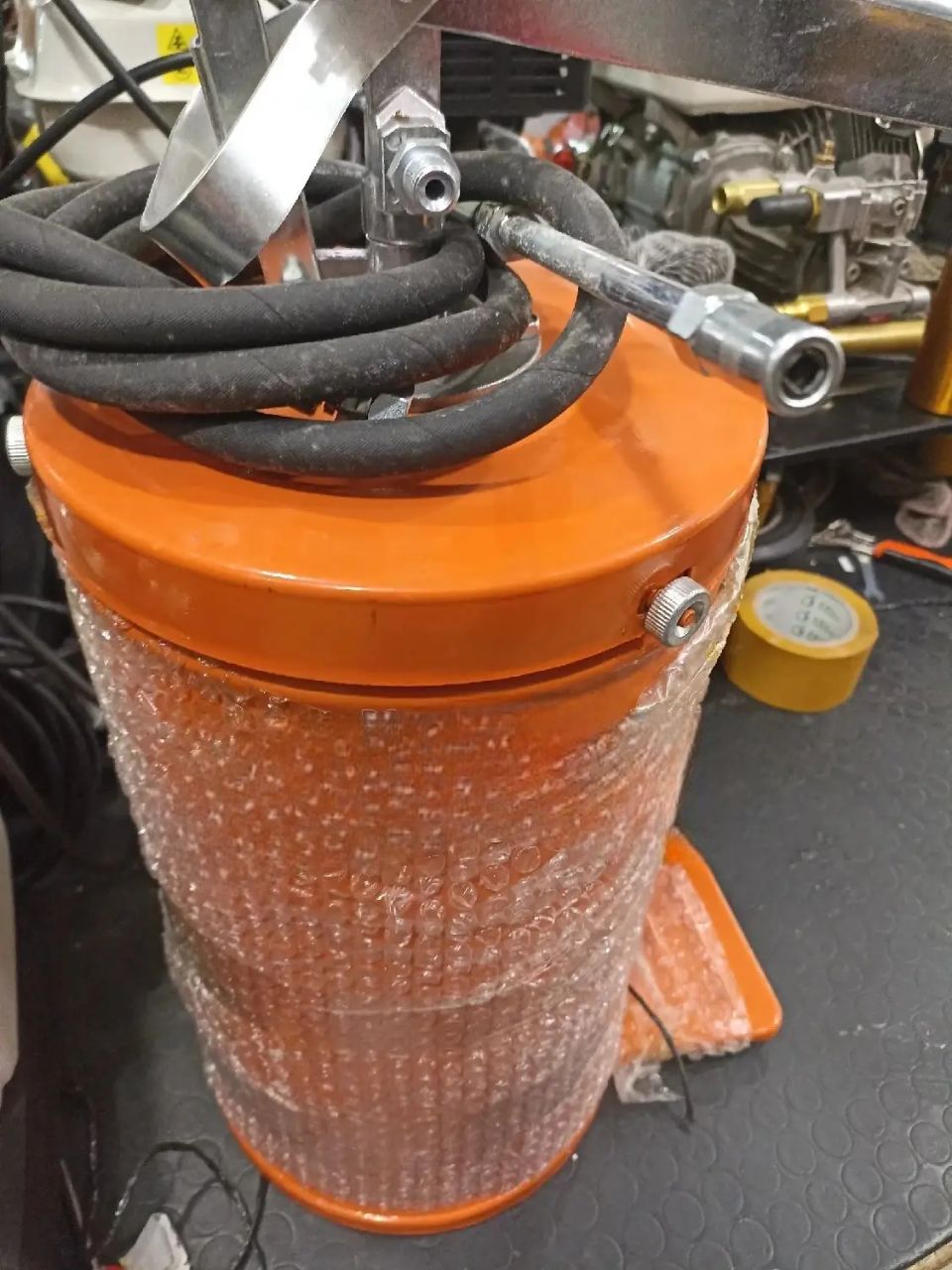 40 L Heavy-Duty Grease Bucket – Industrial-Grade Lubrication Storage | Durable Steel Construction | Ideal for Workshops, Farms & Factories