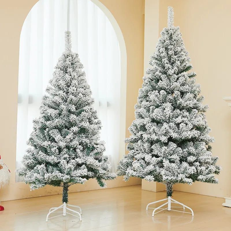 Snow-Flaked Christmas Tree 1.2M (4FT) – Elegant Frosted Holiday Decoration. A compact, beautifully flocked artificial tree designed for small spaces, homes, offices, shops, and festive table displays.