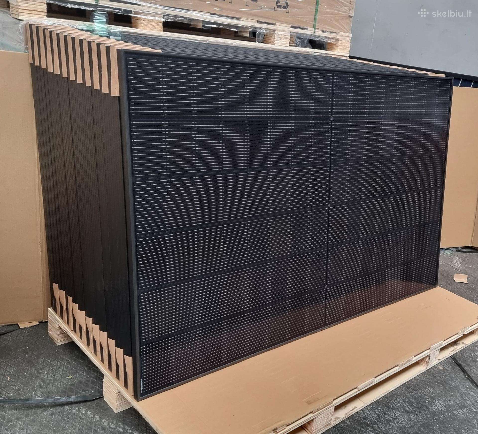 455W Monocrystalline Solar Panel – High Efficiency, All-Weather Performance. It provides consistent power output, even under low-light or challenging weather conditions.