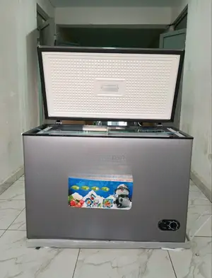 Von Chest Freezer 250 Litres – Extra-Large Capacity, Fast Cooling, Energy-Saving Deep Freezer for Home & Business. Designed to deliver superior cooling performance, long-term durability, and maximum.