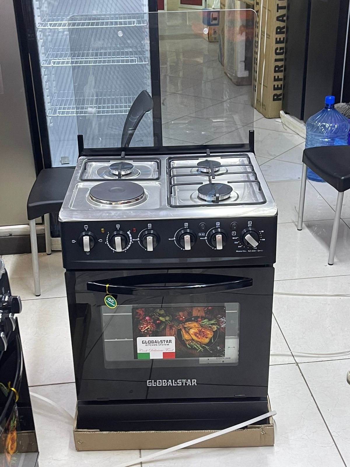 Globalstar JET 3+1 Standing Cooker 60×60 – Black Gas Hob with Electric Oven, Stylish & Efficient Kitchen Appliance. A high-performance, stylish, and efficient kitchen appliance designed for modern.