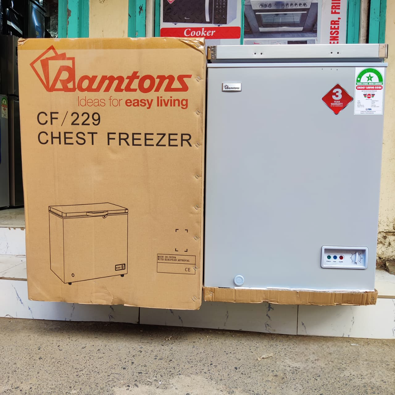 Ramtons Chest Freezer 93L CF/229 – Compact, Energy Efficient Freezer for Home & Business. A compact, energy-efficient freezer ideal for homes, small businesses, restaurants, and convenience stores.