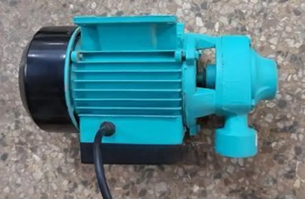 25V 0.5HP DC Water Booster Pump – 370W High Efficiency. A high-efficiency, compact pump designed to increase water pressure for domestic, agricultural, and solar water applications.