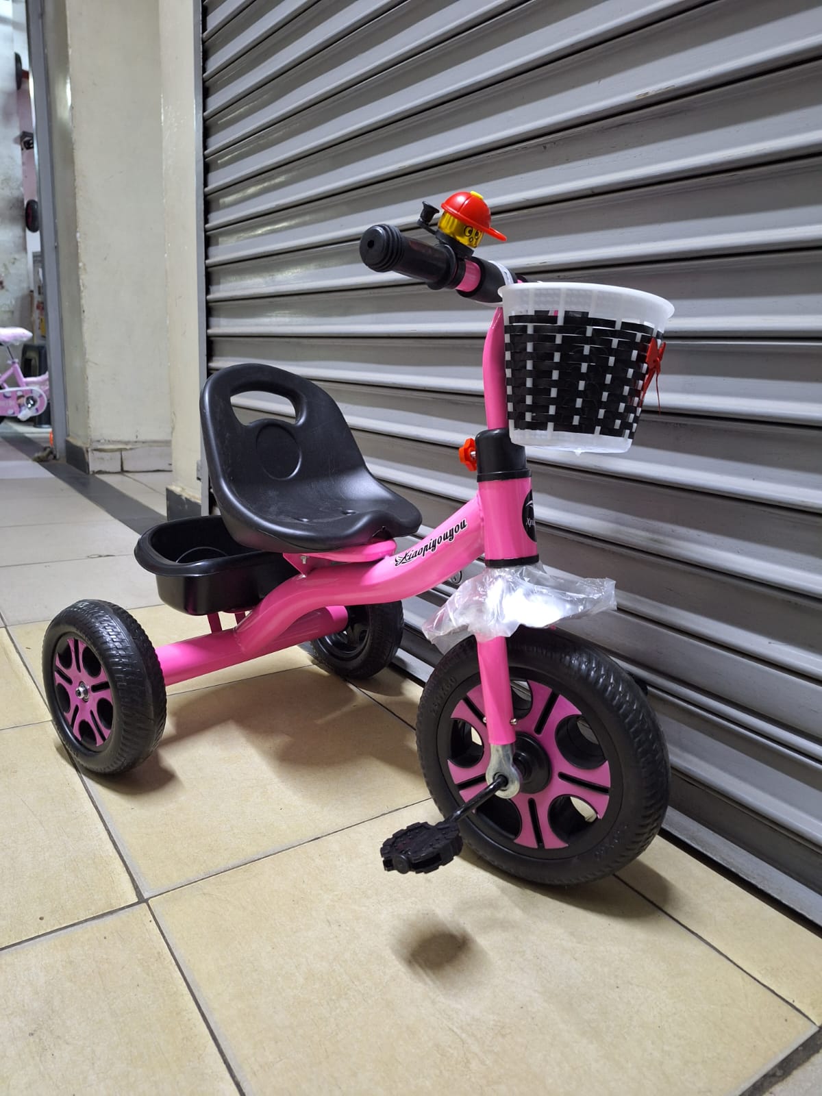 BABIES TRICYCLES KIDS BICYCLES CHILDREN BICYCLES age 1 to 4 yrs