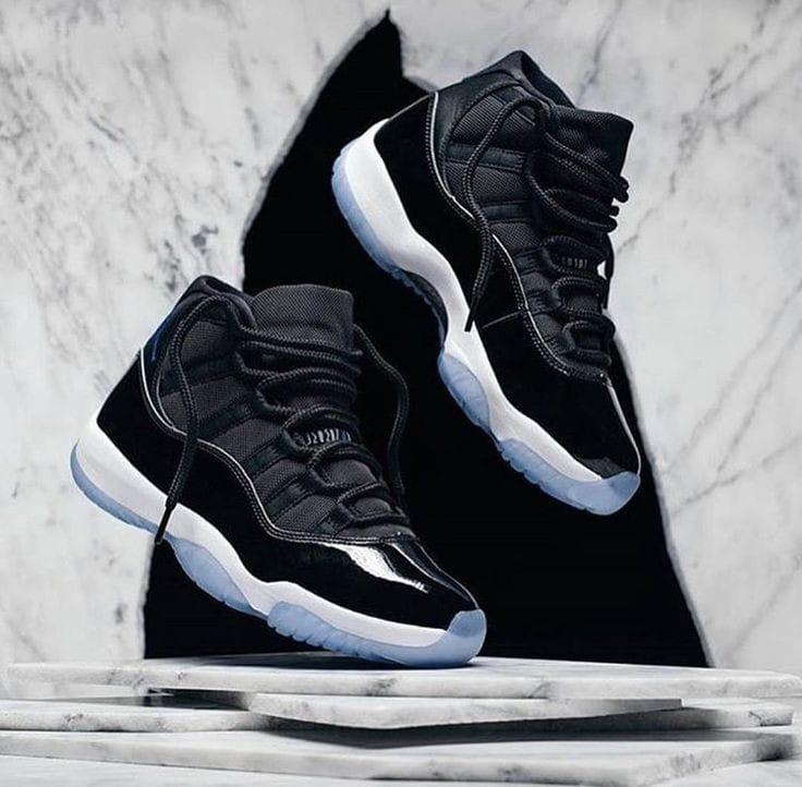 JORDAN 11 RETRO SPACE JAM Men's Shoes  Sneaker