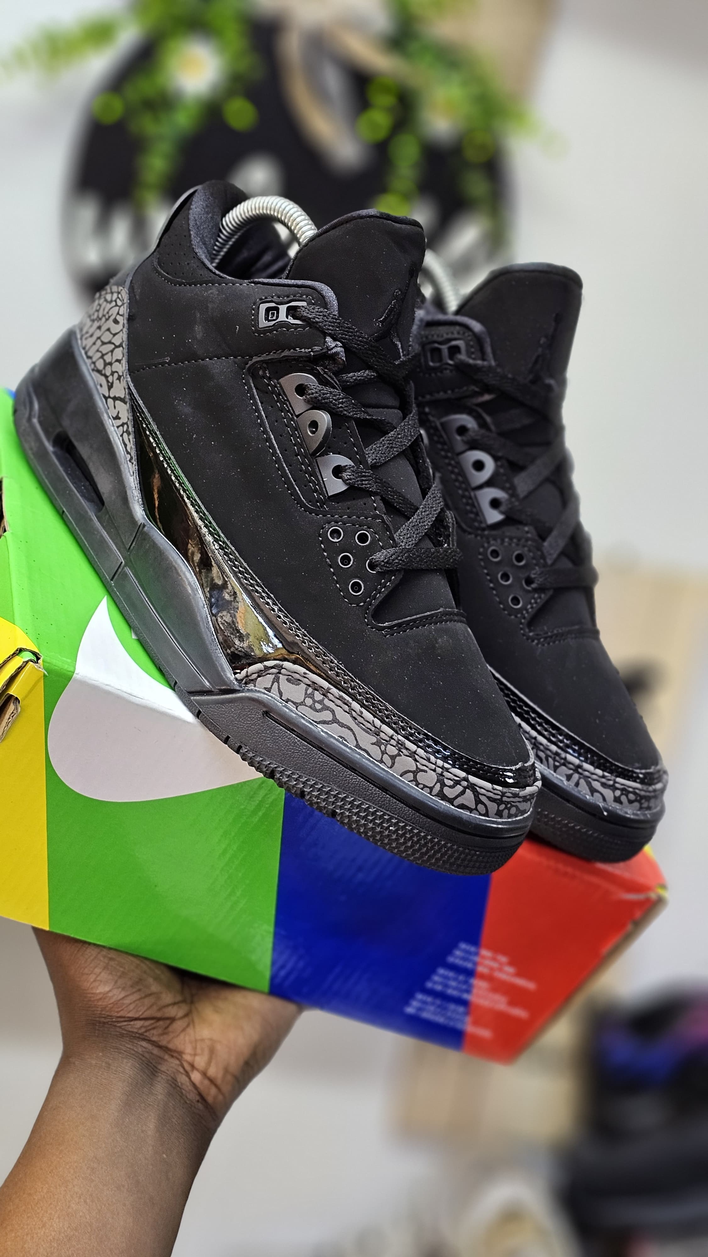 OFFER All black and white J3 Unisex sizes Men's Shoes Sneakers