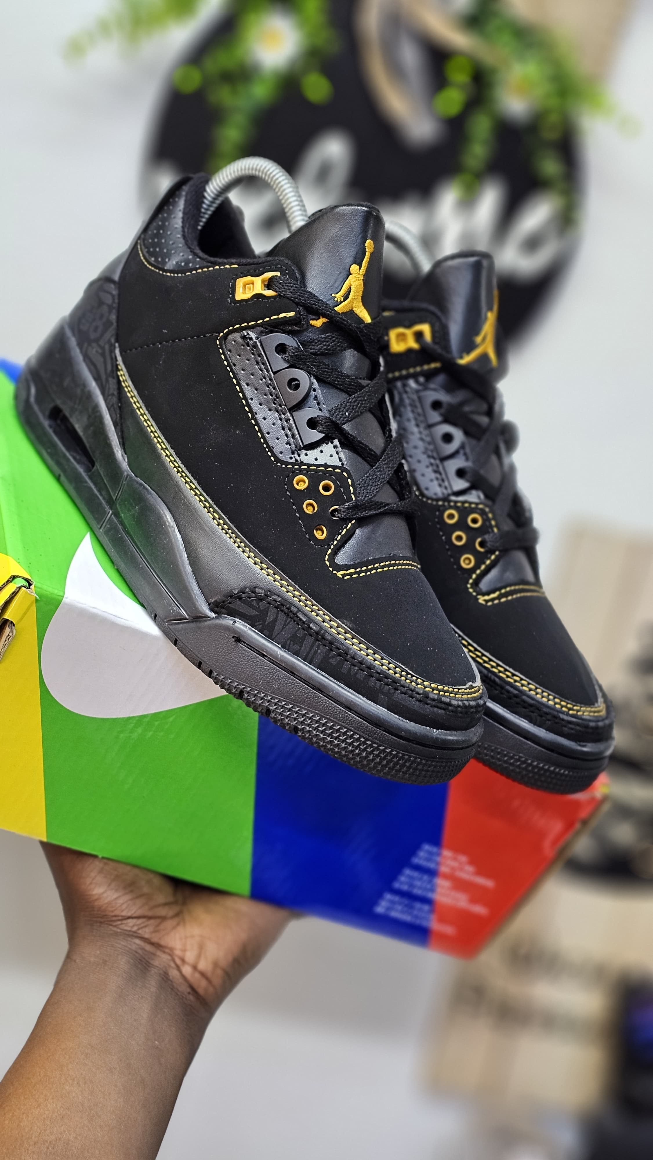OFFER All black and white J3 Unisex sizes Men's Shoes Sneakers