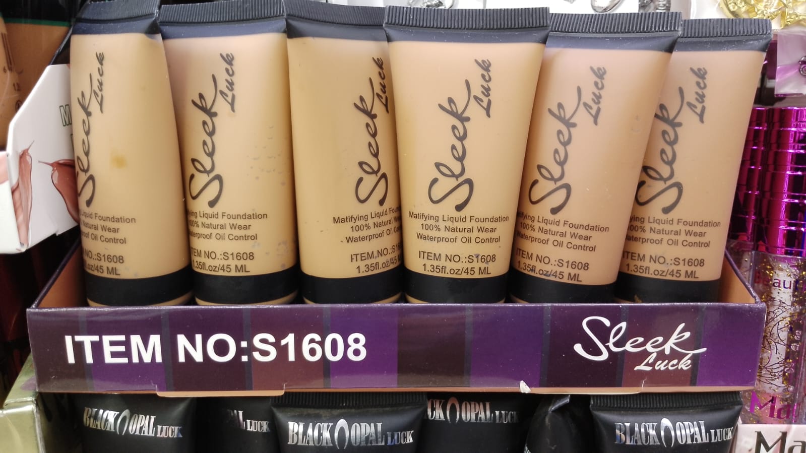 Matte sleek (108(1),109(2),110(3)) Make Up Face Foundation