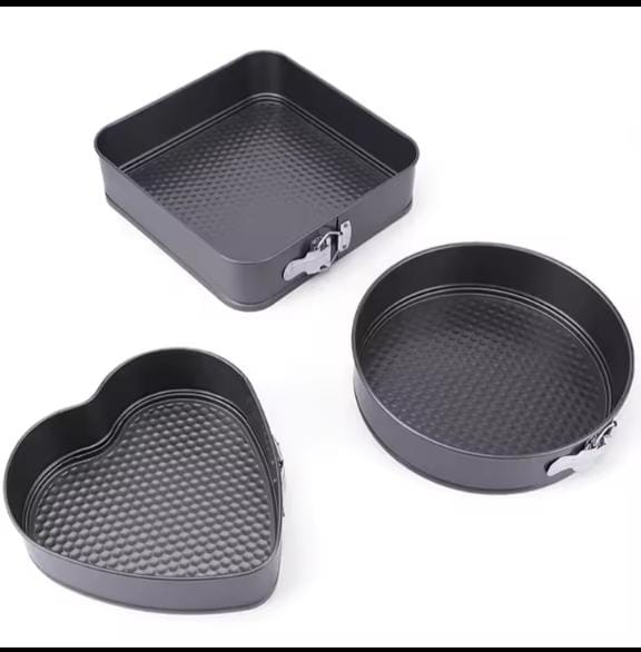 Classy 3pcs Cake moulds/baking tins