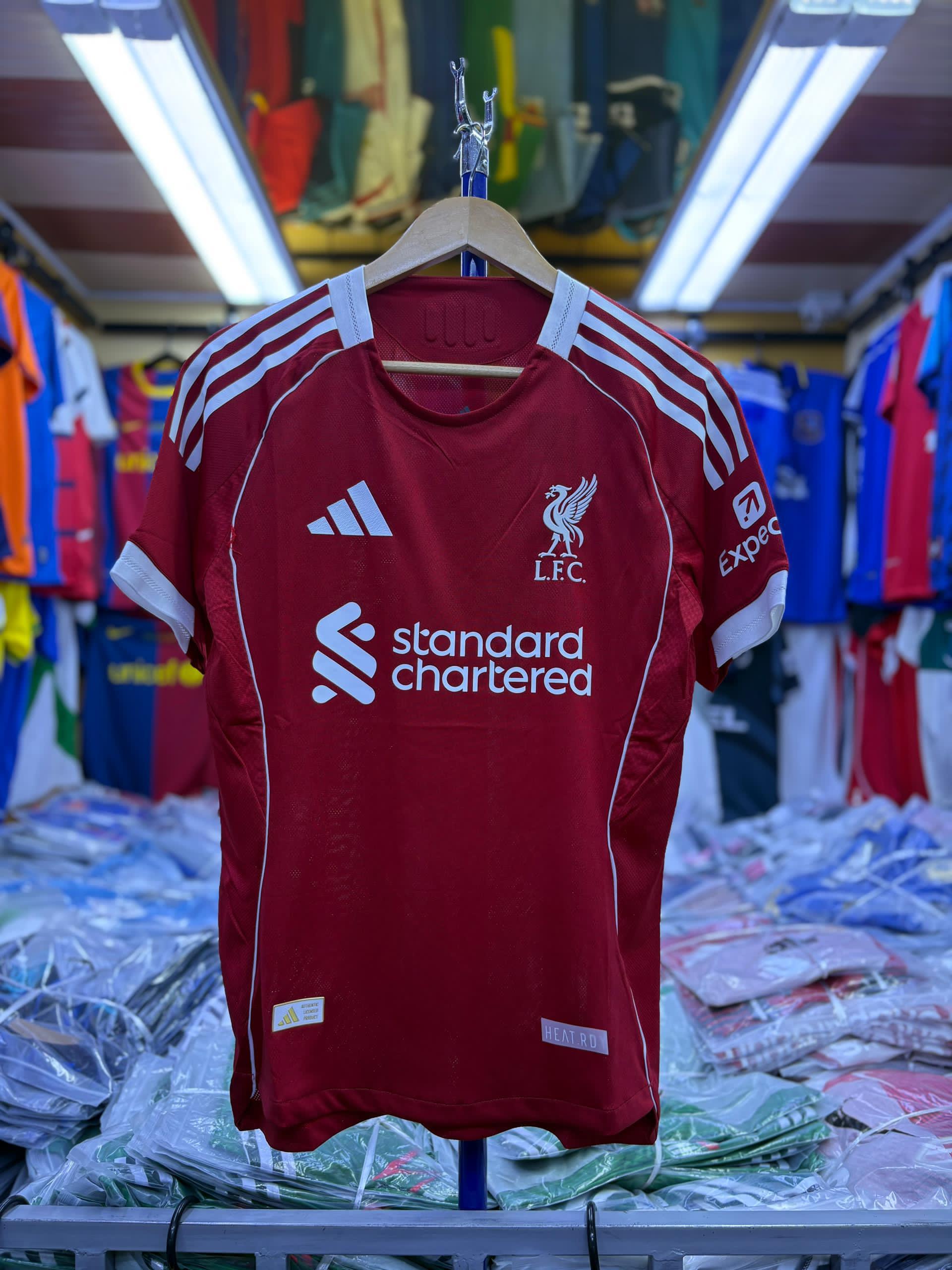 New Arrival/ New Season Good Quality Authentic Liverpool 2025-2026 Home Kit/Jersey.