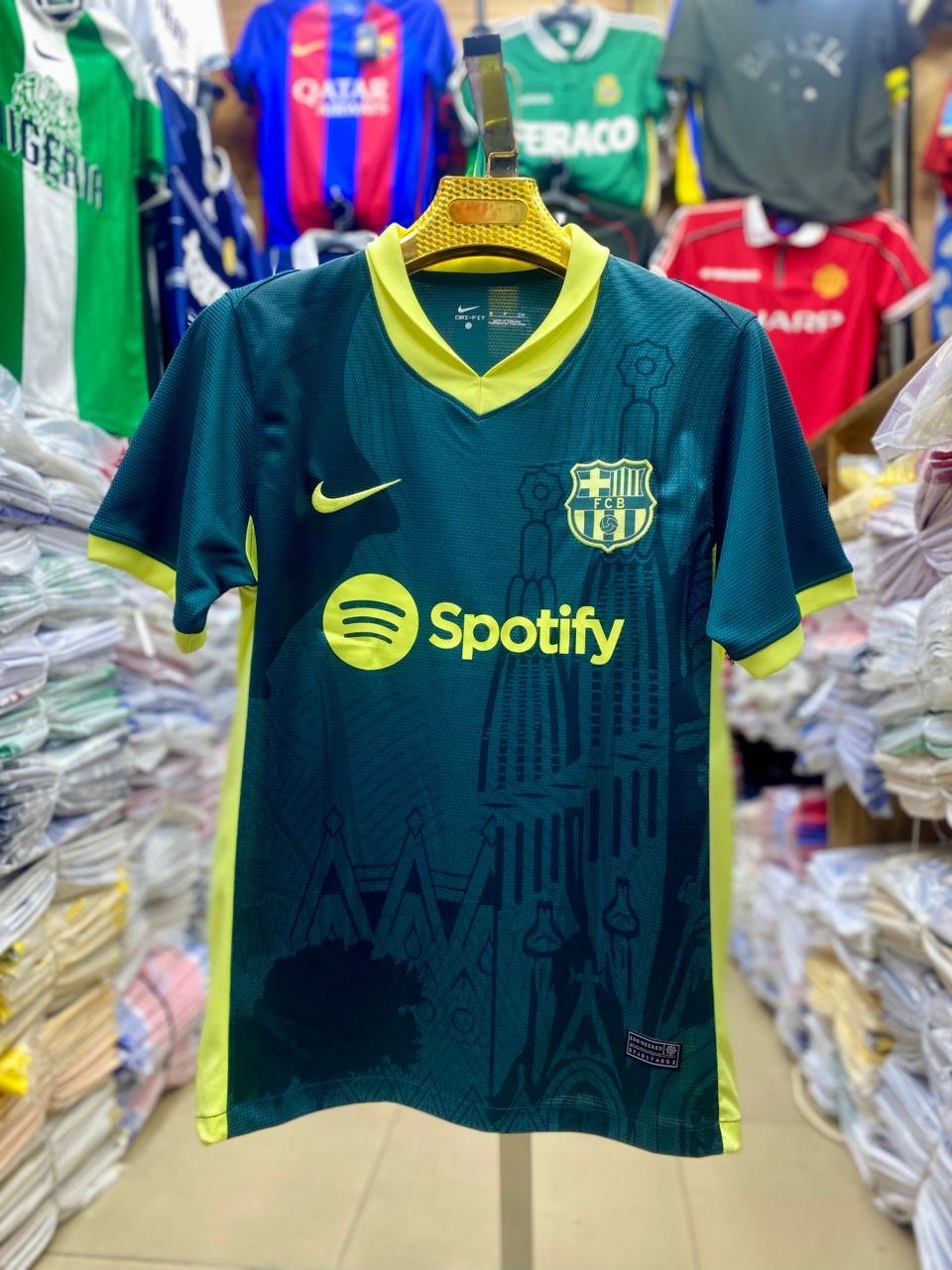 ORIGINAL!! Unique Rare Outstanding Good Quality Authentic 2025 Barcelona Special Limited Edition Jersey.