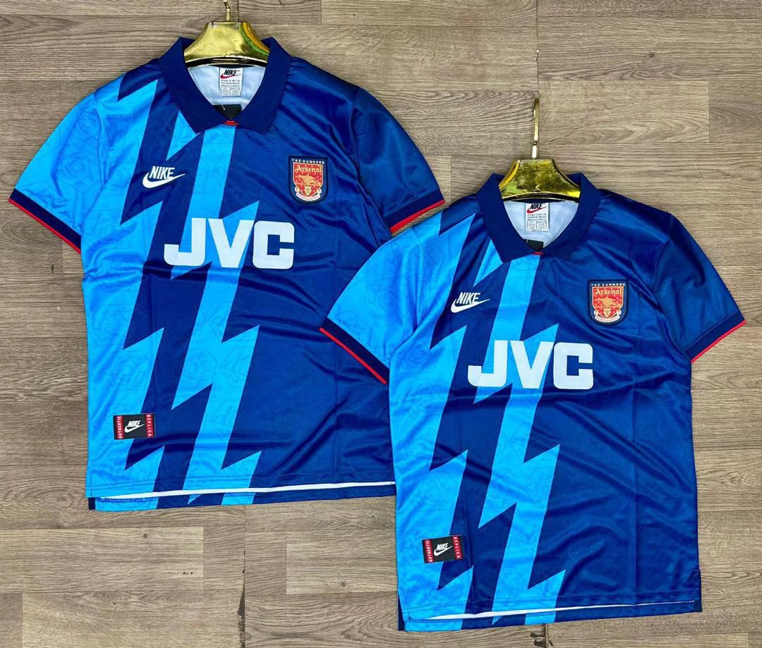 BACK IN STOCK!! ORIGINAL!! Classic Good Quality Authentic 1995-1996 Arsenal Away Kit/Jersey.